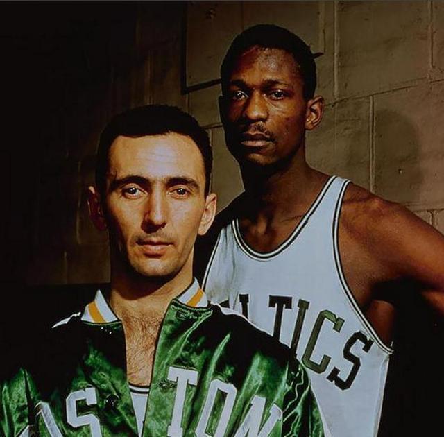 姿态站上更 姿态站上更