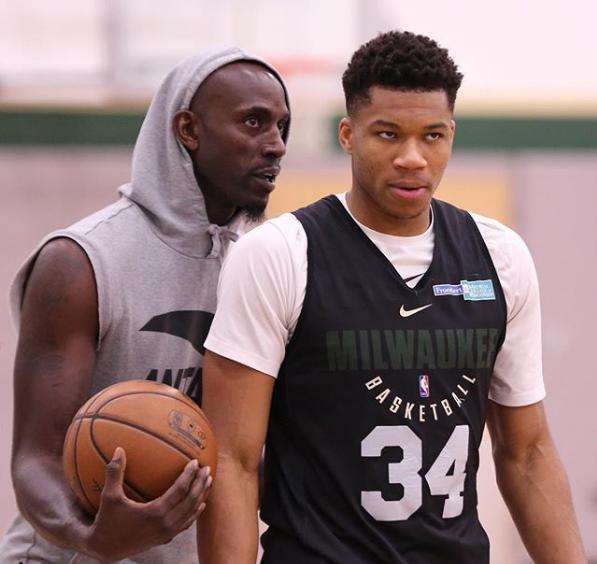 滕哈格试图 滕哈格试图